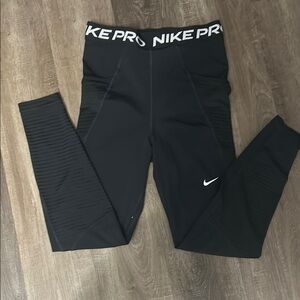 Nike Black Pro Leggings with Elastic Waistband